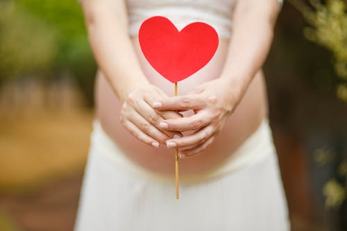 Emocje w ciąży — dynamika zmian